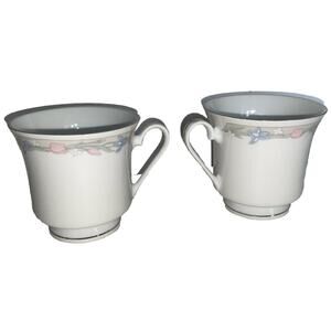 Illusions, 2 Footed Cups, Ring Of Flowers/Rim-silver Discontinued VTG